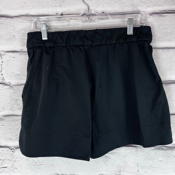 Lululemon Black High Rise Lightweight Shorts Size M Athleisure Running Training - Picture 5 of 7